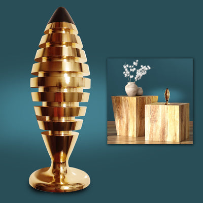 The Tower® aus Messing mit 24 Karat Gold vergoldet ist mit verschiedenen Halbedelsteinen gefüllt und sorgt für ein gesundes Raumklima.